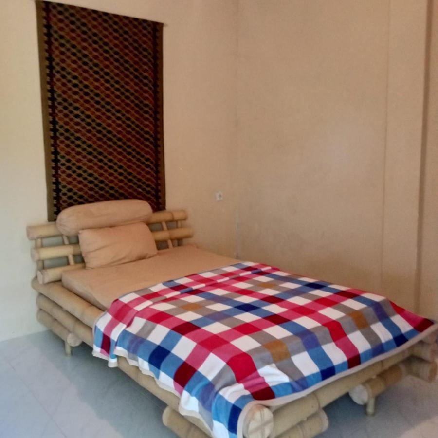 Sunrise Bukit Asam Homestay Kuta  Exteriör bild